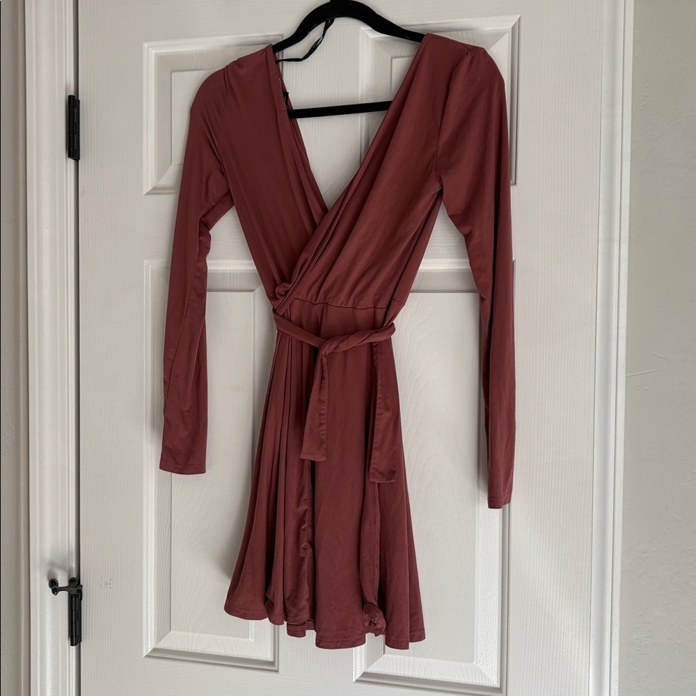 Forever 21 Long Sleeve Wrap Dress in Deep Red - Picture 3 of 6